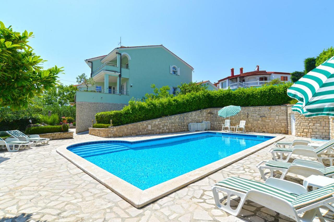 Pool Apartments 624 Pula Exterior photo