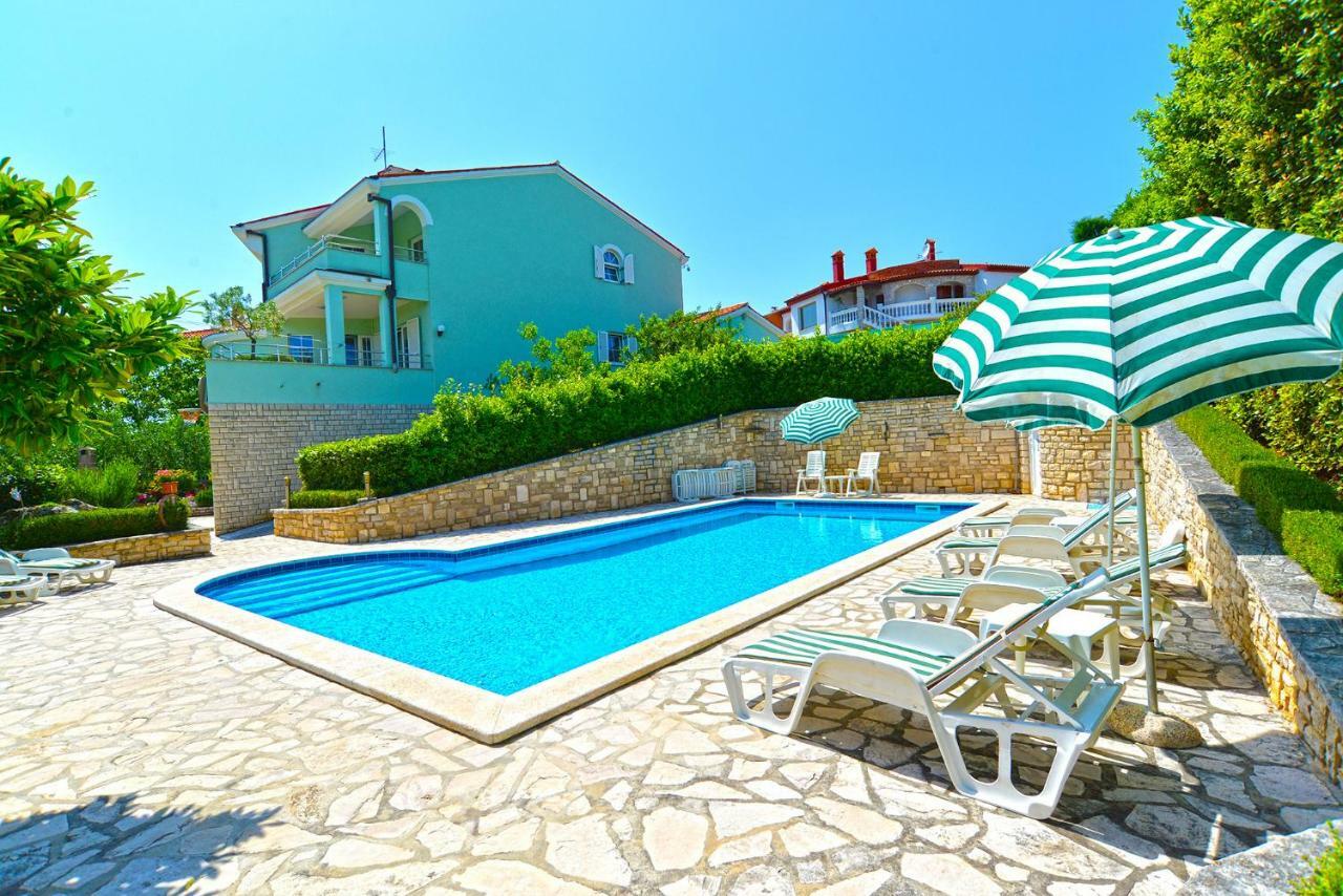 Pool Apartments 624 Pula Exterior photo